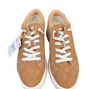 Roxy Women's Tan and White Leather Platform Trainers New With Tags size 10